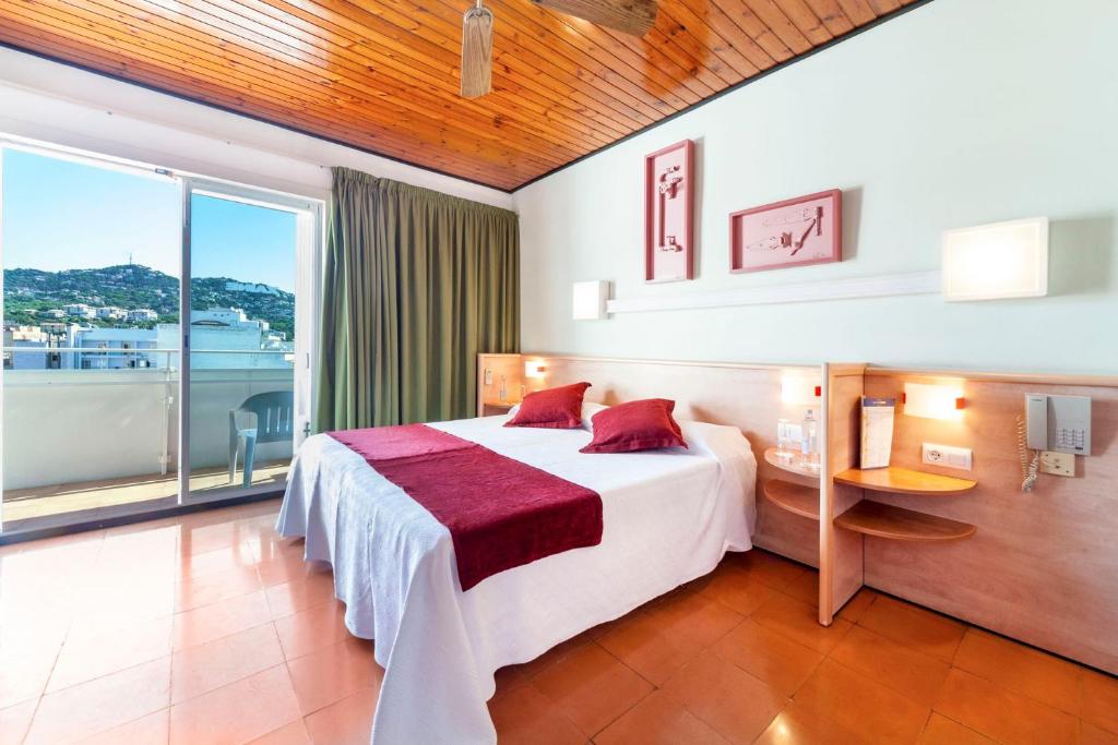 Hotel Xaine Park Photo 1