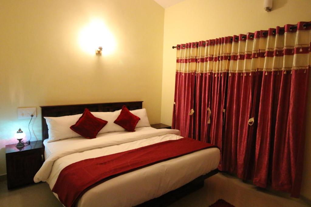 Green Garden Deluxe Room — Hotel in Wayanad