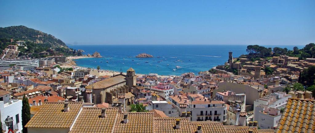Lets Holidays NICE APARTMENT NEAR BEACH TOSSA - 5