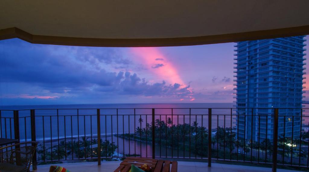 Luxury ocean view one bedroom two bathrooms - 4