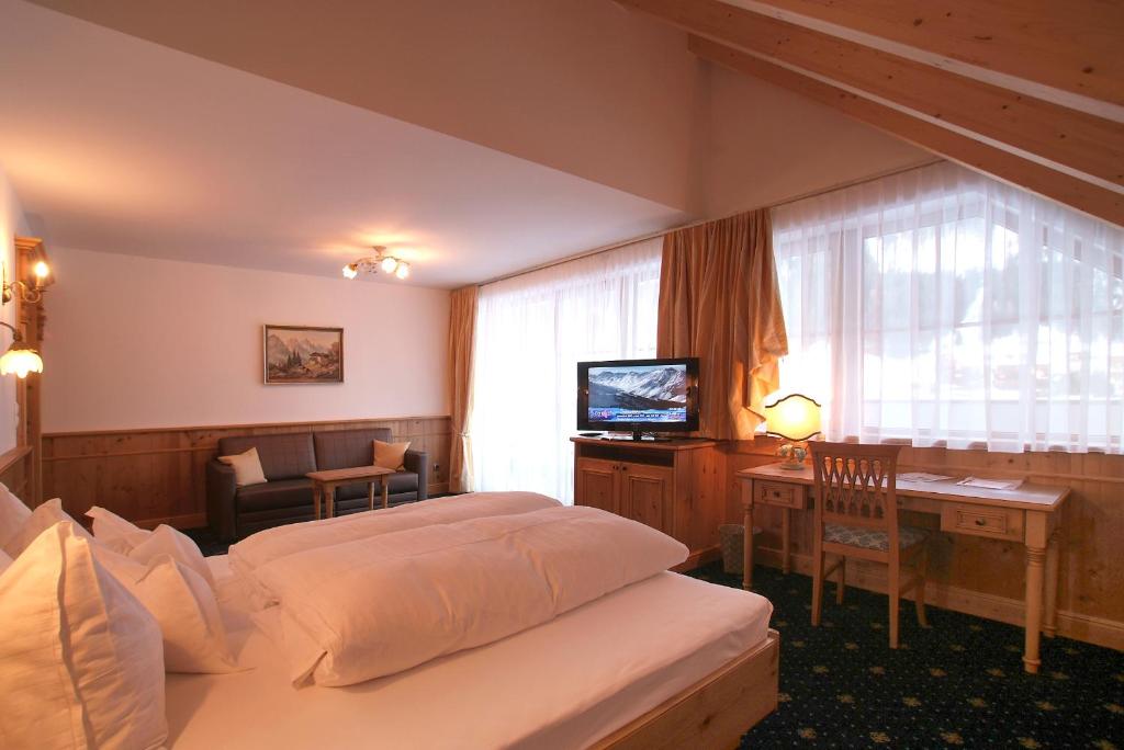 Hotel Fatlar photo
