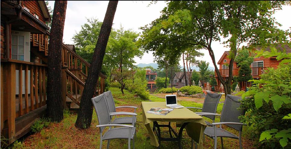 Exterior view, Mayfair Deneb Pension in Pyeongchang-gun