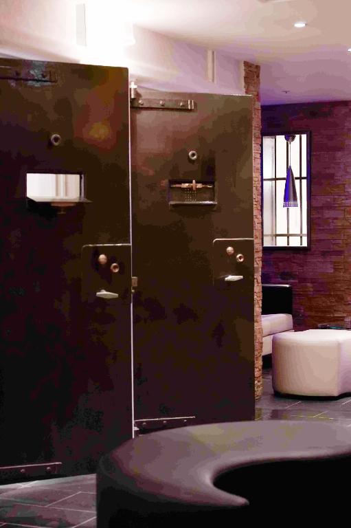 Bar/lounge