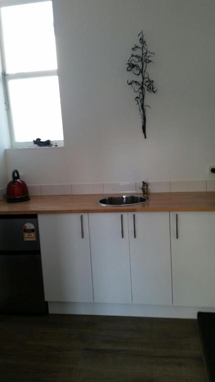 Kitchen, Mauao Studio in Tauranga