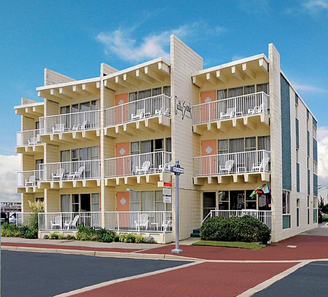Cutty Sark Efficiencies and Historic Cottage's — Hotel in Virginia Beach (VA)