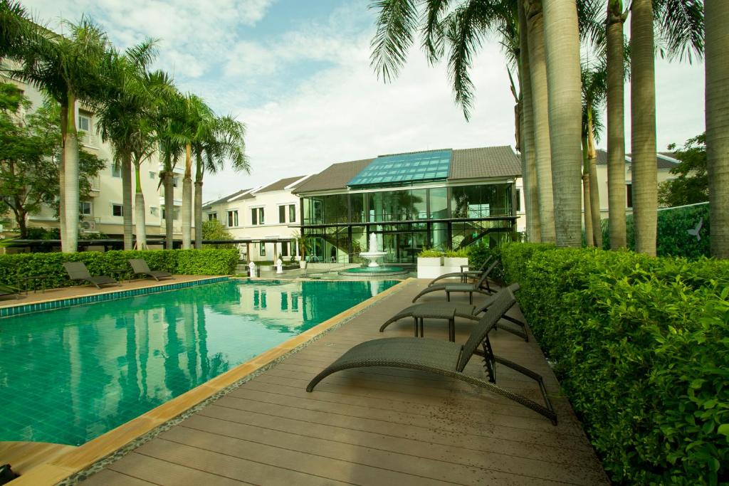 The Green View Hotel