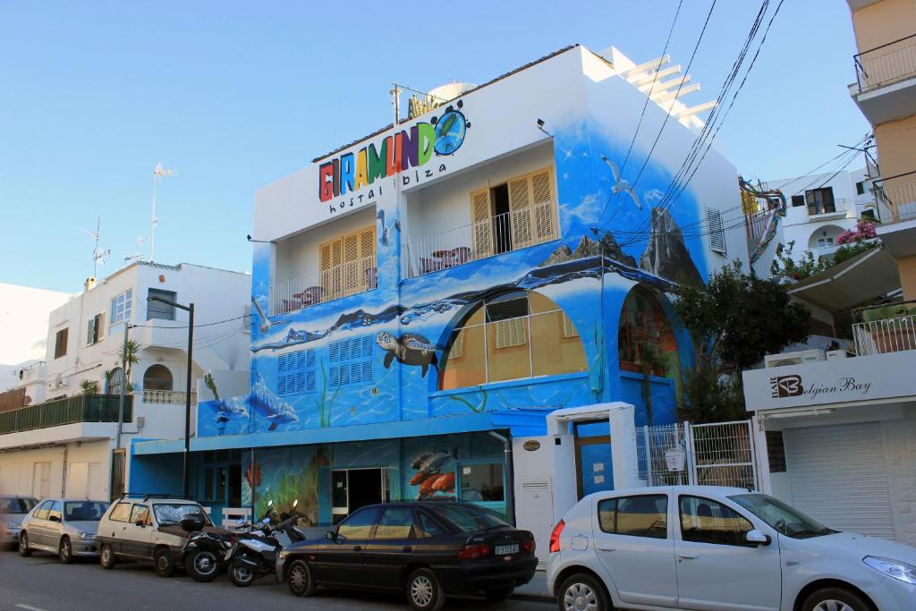 Hostal Giramundo photo