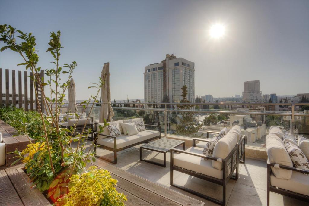 The House Boutique Suites photo