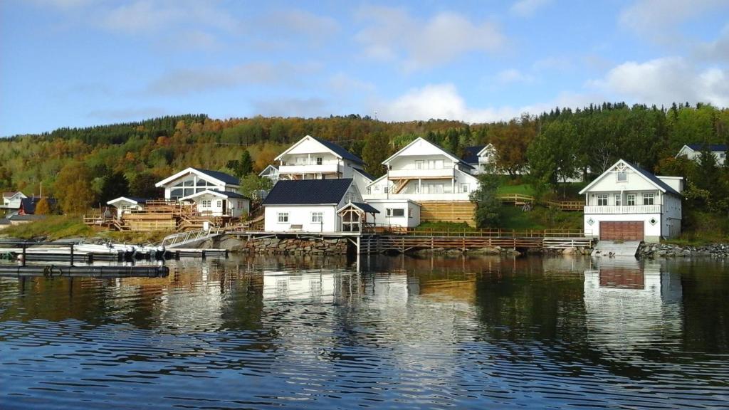 Furoy Fishingcamp and Hotel Apartments