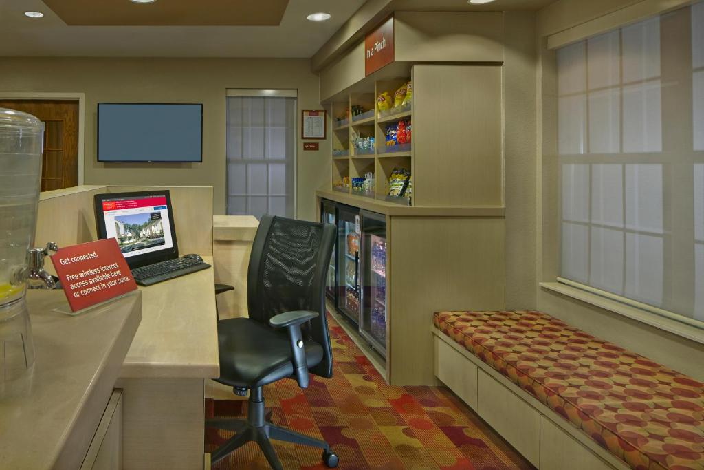 Residences at Tewksbury photo