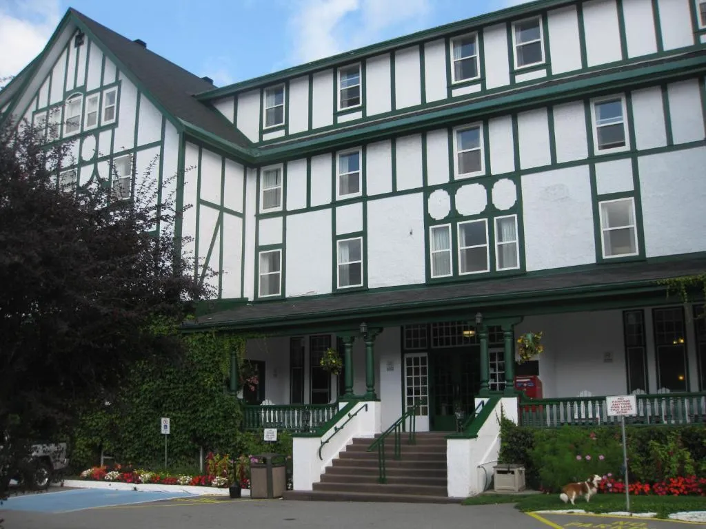 Glynmill Inn, hotel in Corner Brook