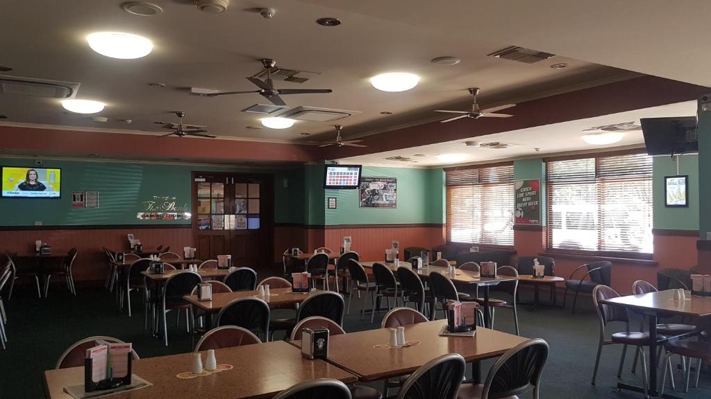 Sarina Hotel photo