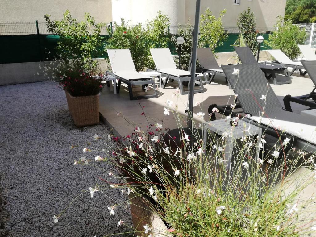 スイミングプール