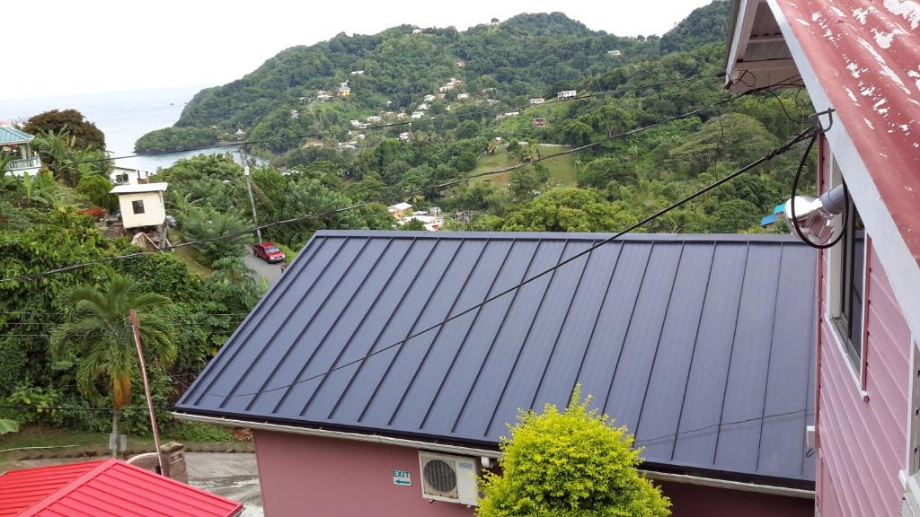 Top Ranking Hill View Guesthouse photo