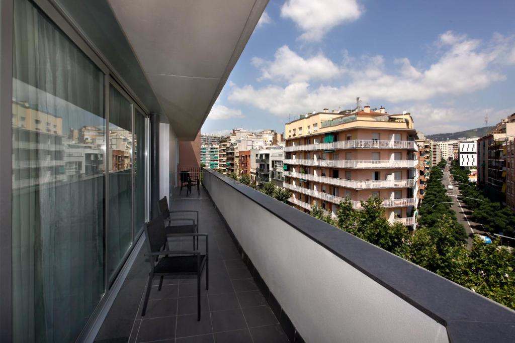 Fisa Rentals Les Corts Apartments photo