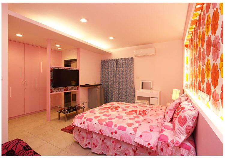 Luodong night market Miss Homestay photo