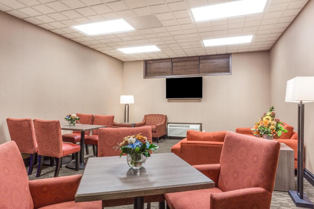 윈게이트 바이 윈덤 리자이나 객실