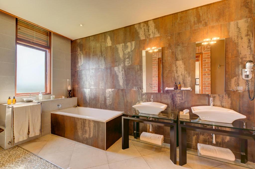 Riboville Boutique Hotel And Restaurant photo