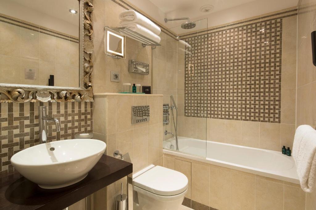 Hotel Ares Eiffel photo