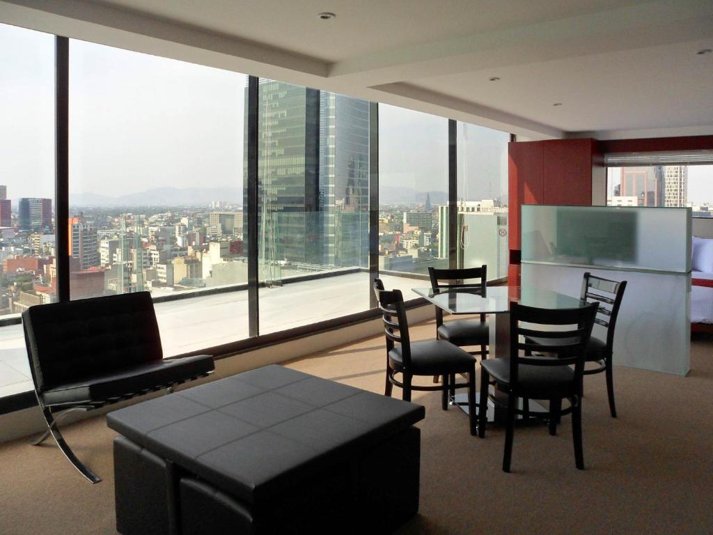 Balcony/terrace, Suites Capri Reforma Angel 380 in Mexico City