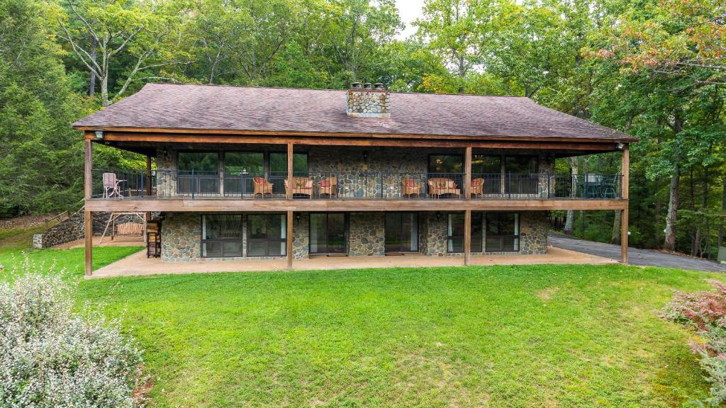 The Lodge in Sugar Hollow, Crozet