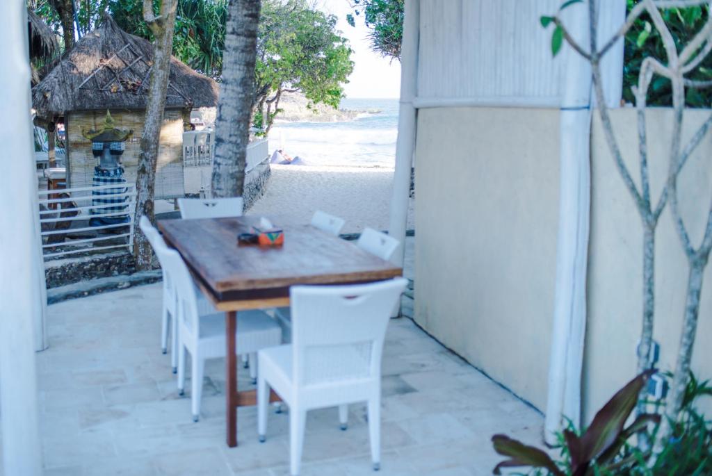 Villa Waru One photo