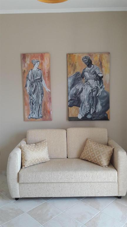 Platakia Blu photo