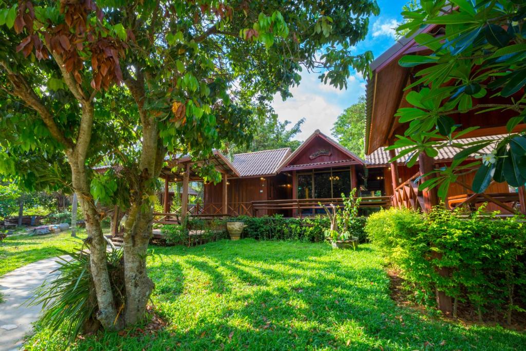 Ruan Kanchanok — Hotel in Khao Yai
