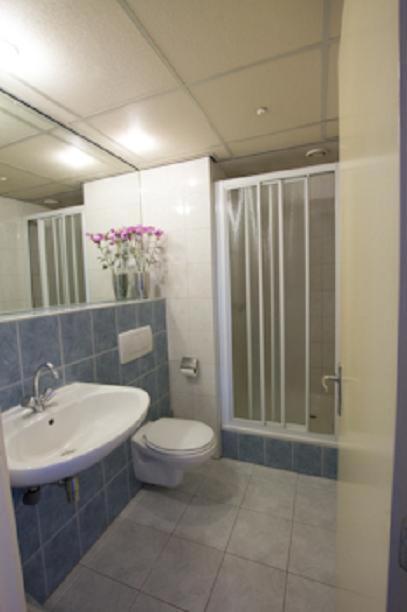 Hotel Velsen photo