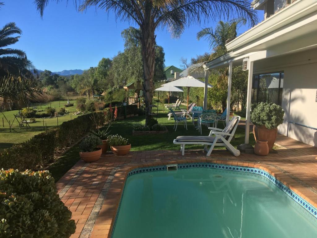 Oewerpalms View photo