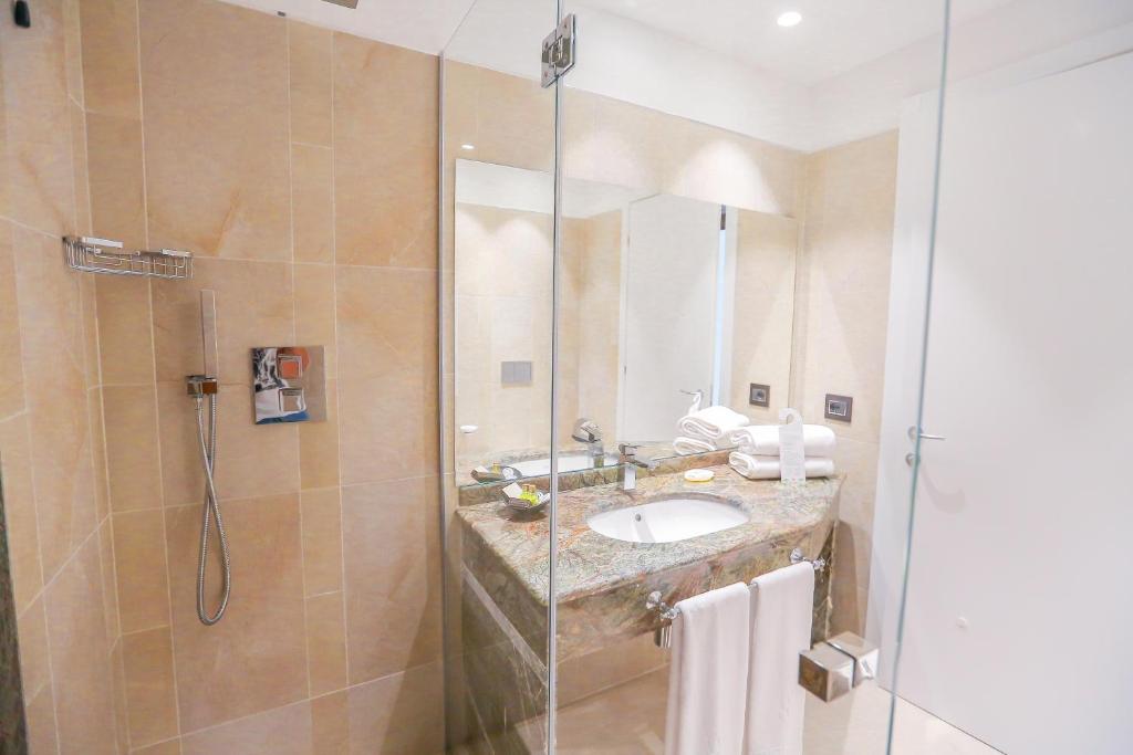 Victoria Palace Cefalù — Hotel rooms in Cefalù, Sicily