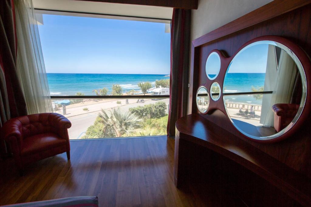 Cefalù Sea Palace — Pokoje in Cefalù, Sycylia