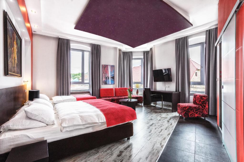 Grand Boutique Hotel - dawny Hotel Kaliski Ratuszowy — Hotel in Rzepin