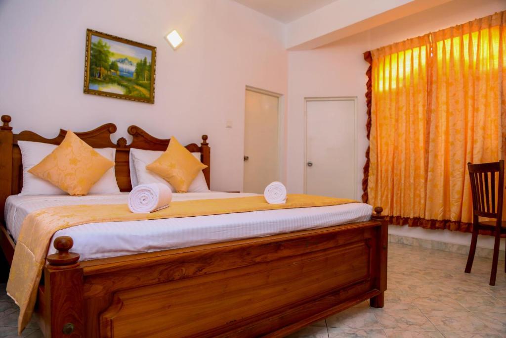 Niwahana Transit City Hotel photo