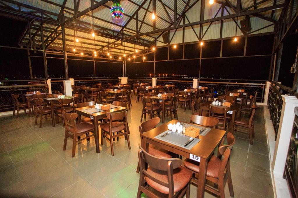 Khách sạn Thái Bình Cam Ranh