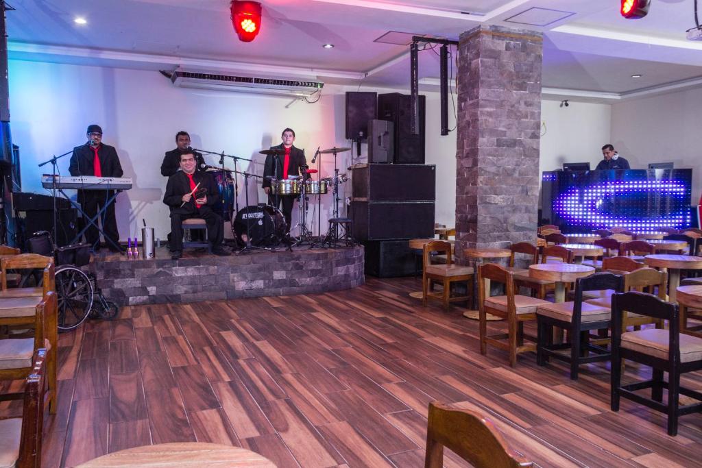 Bar/lounge
