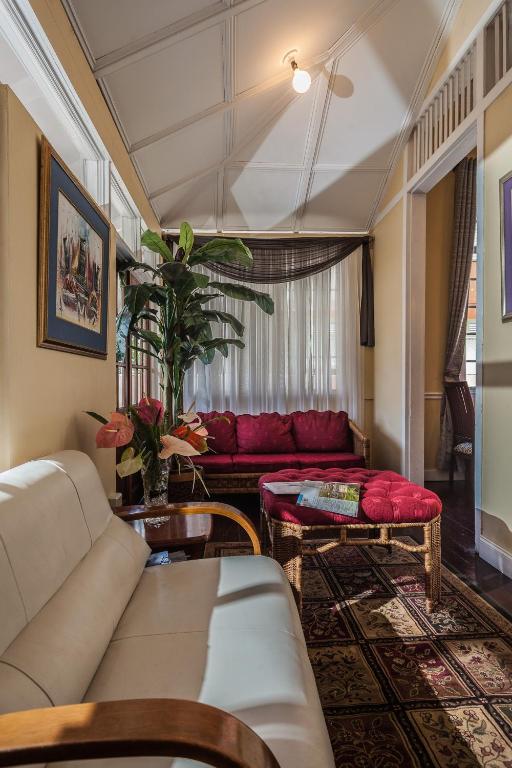 Inn at 87 photo