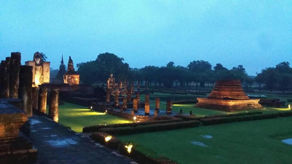 Vitoonguesthouse2fanrooms & Aircondition