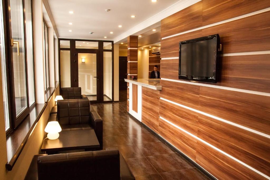 Salut Hotel photo