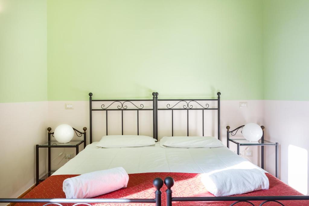 Domus Sessoriana — Hotel rooms in Rome, Lazio