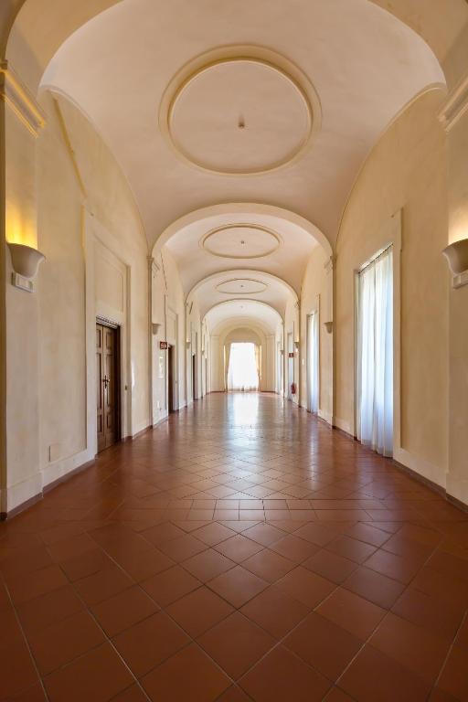 Facilities, Domus Sessoriana in Rome