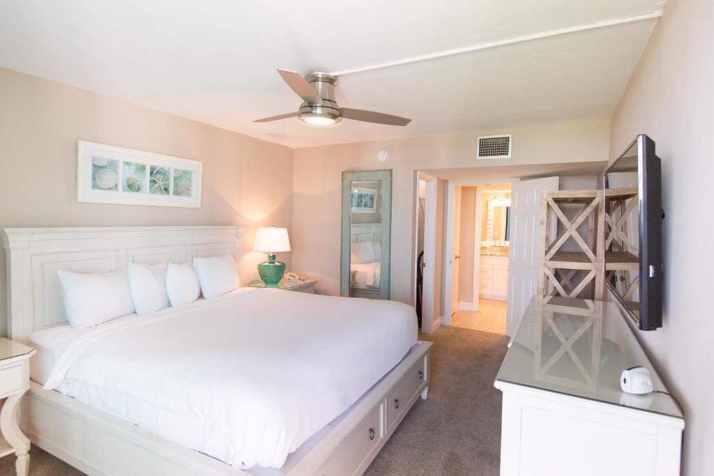 Sundial Beach Resort & Spa Photo 4