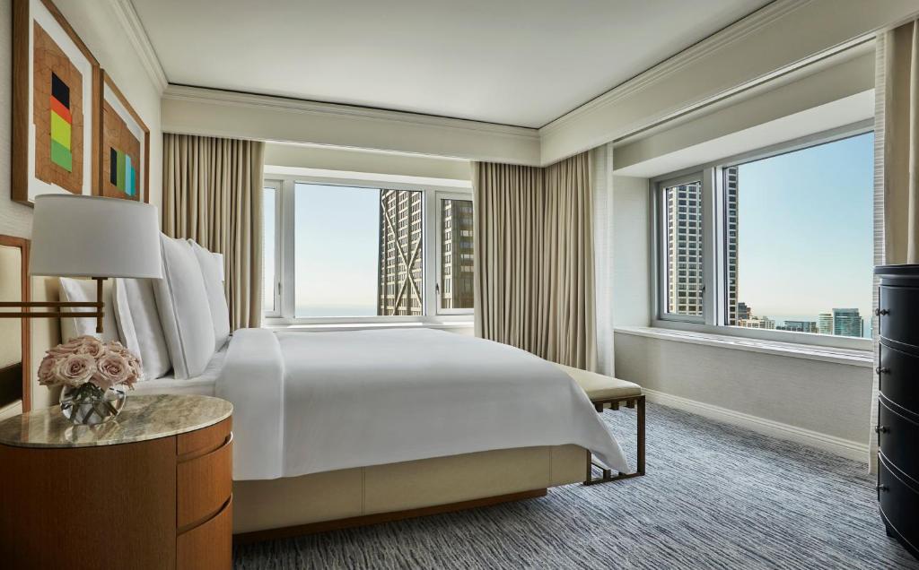 Four Seasons Hotel Chicago Photo 4