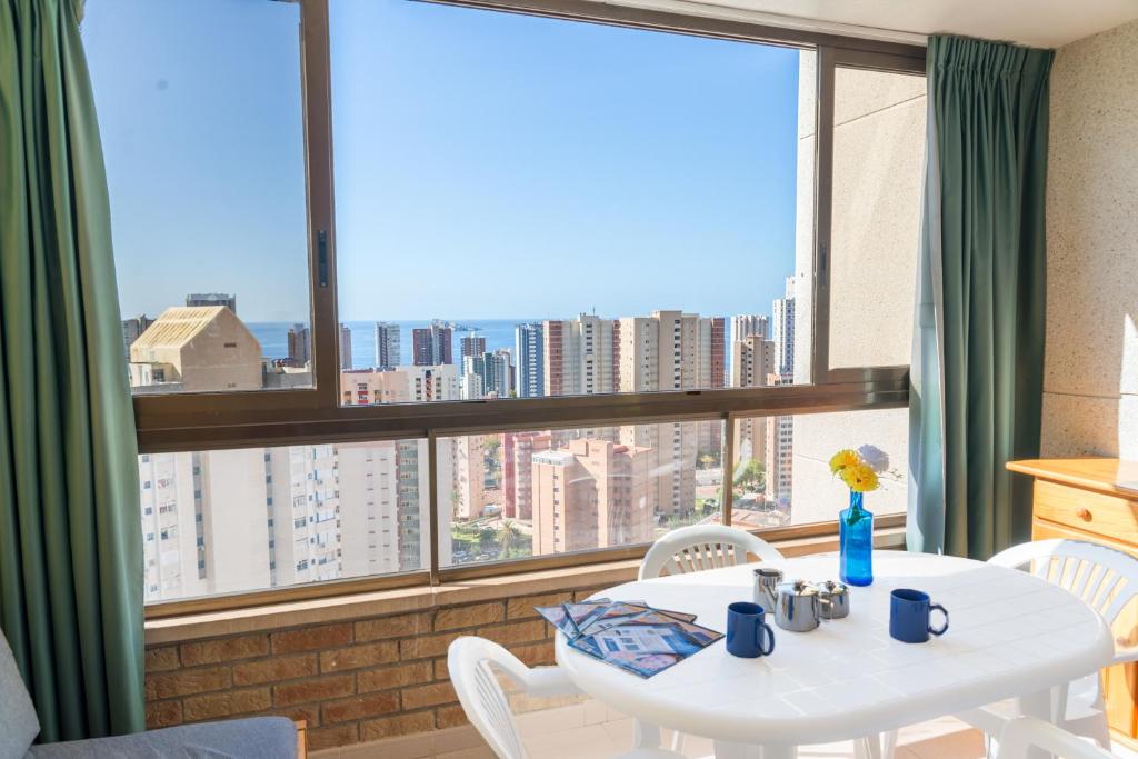 Apartamentos Paraiso 10 by Gestaltur — Hotel rooms in Benidorm, Valencian Community