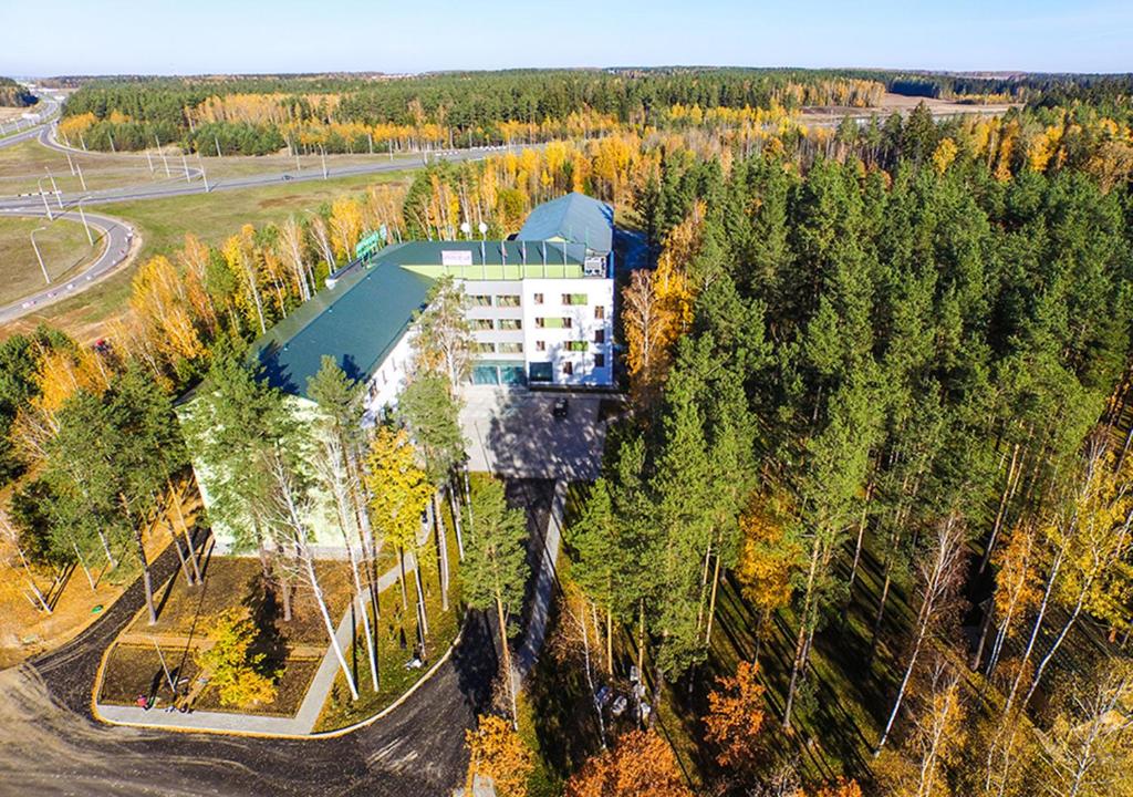 Green Park Hotel Airport Minsk — Hotel in Silichi
