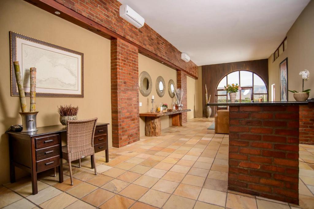 フロント・ロビー