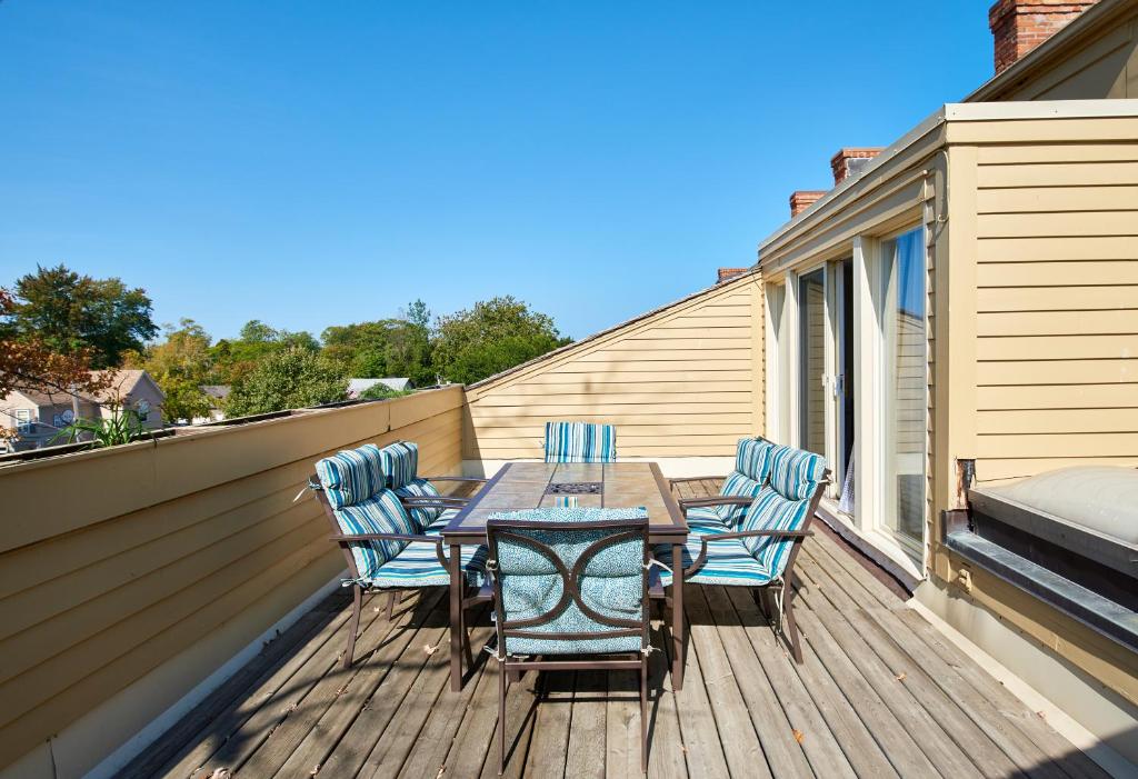 Balcony/terrace, Vine Village in Niagara On The Lake (ON)