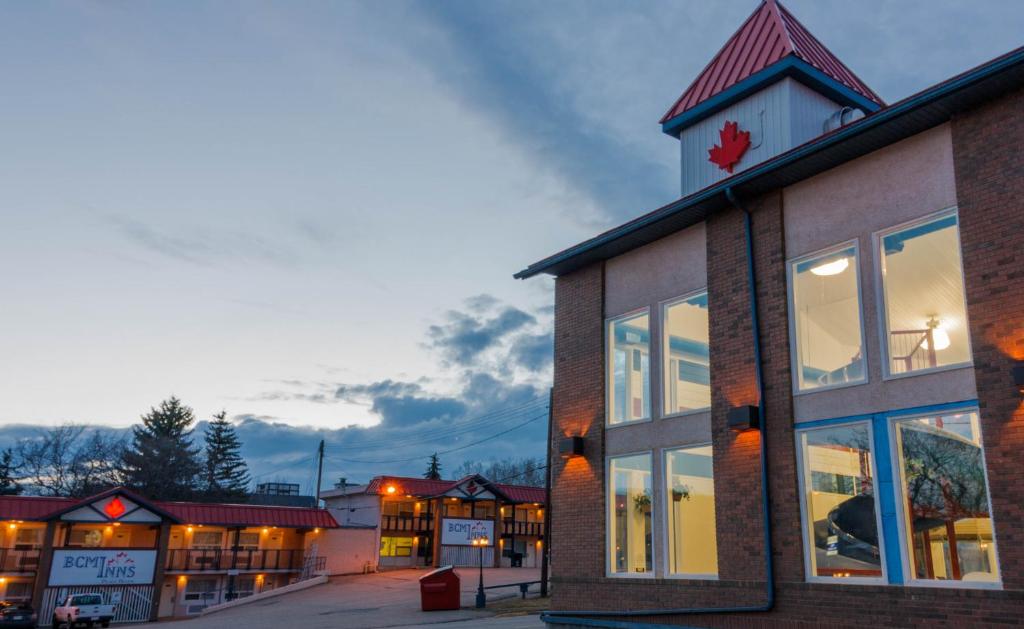 BCMInns - Peace River, Peace River