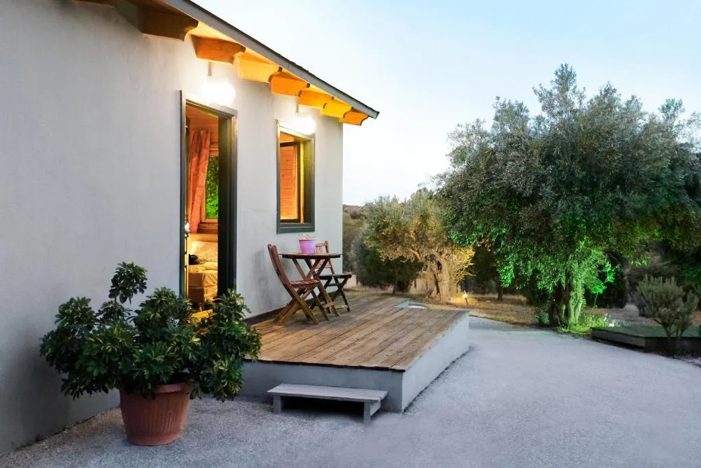 Olive Grove, hotel v destinaci Anavissos