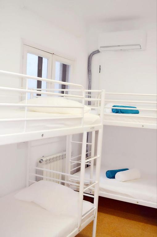 Hostel 18 - 5
